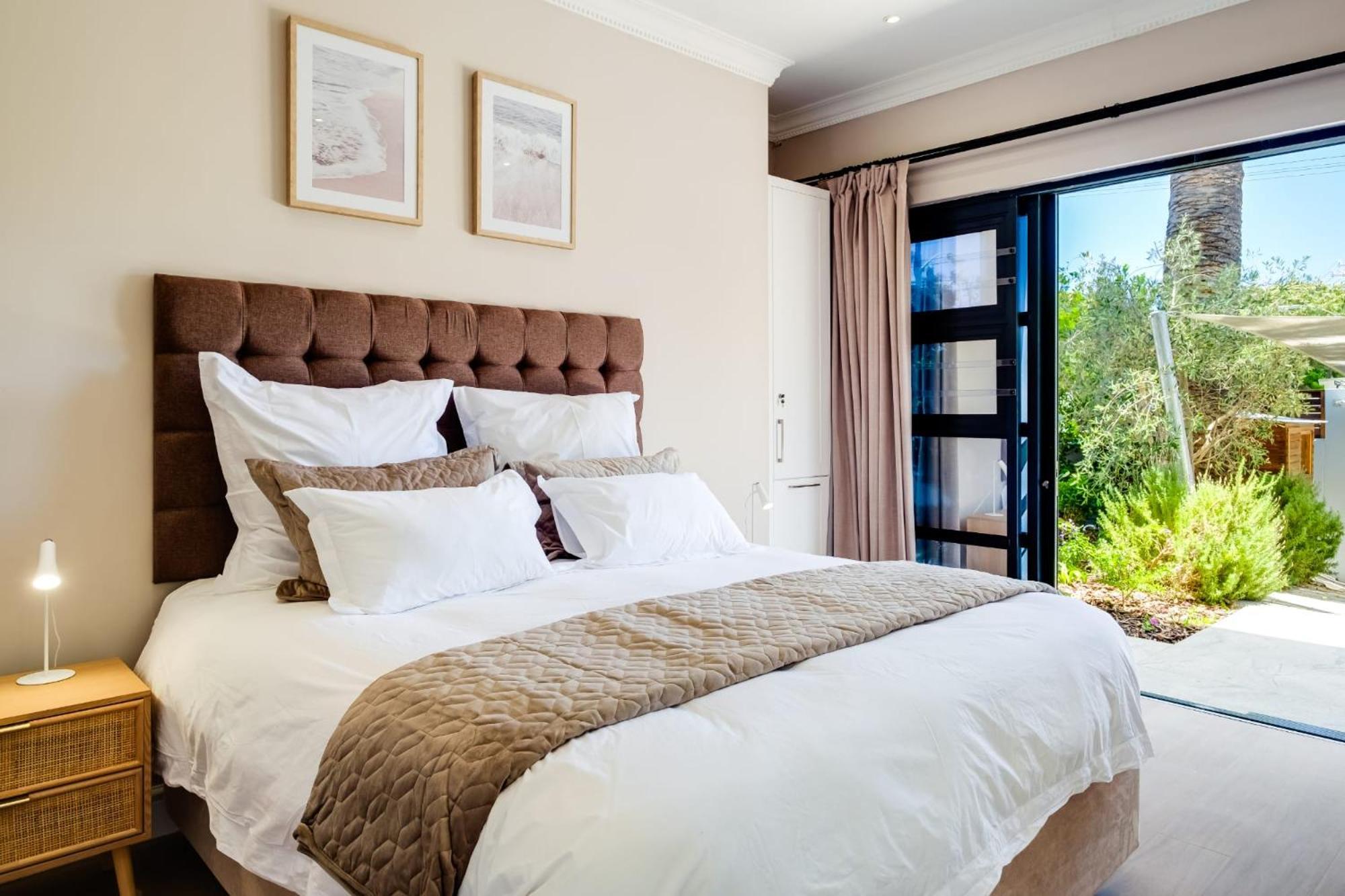 Central Treasure Cape Town Exterior photo